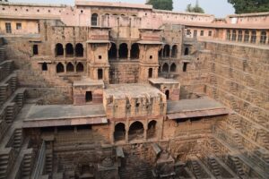 stepwell-5227121_640